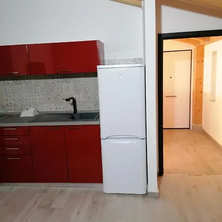 Dante Apartment
